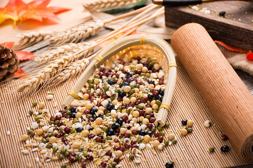 SEC松绑!加密货币ETF“实物申赎”开闸 融入主流迈出关键一步